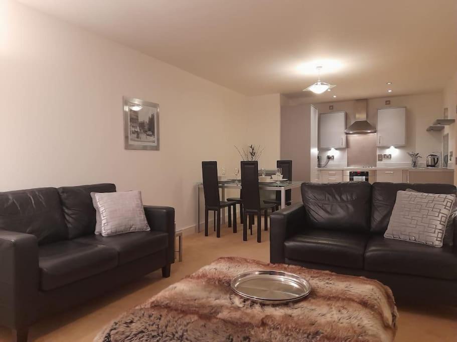 Centrally Situated 1 Bedroom Apartment! Birmingham Exterior photo